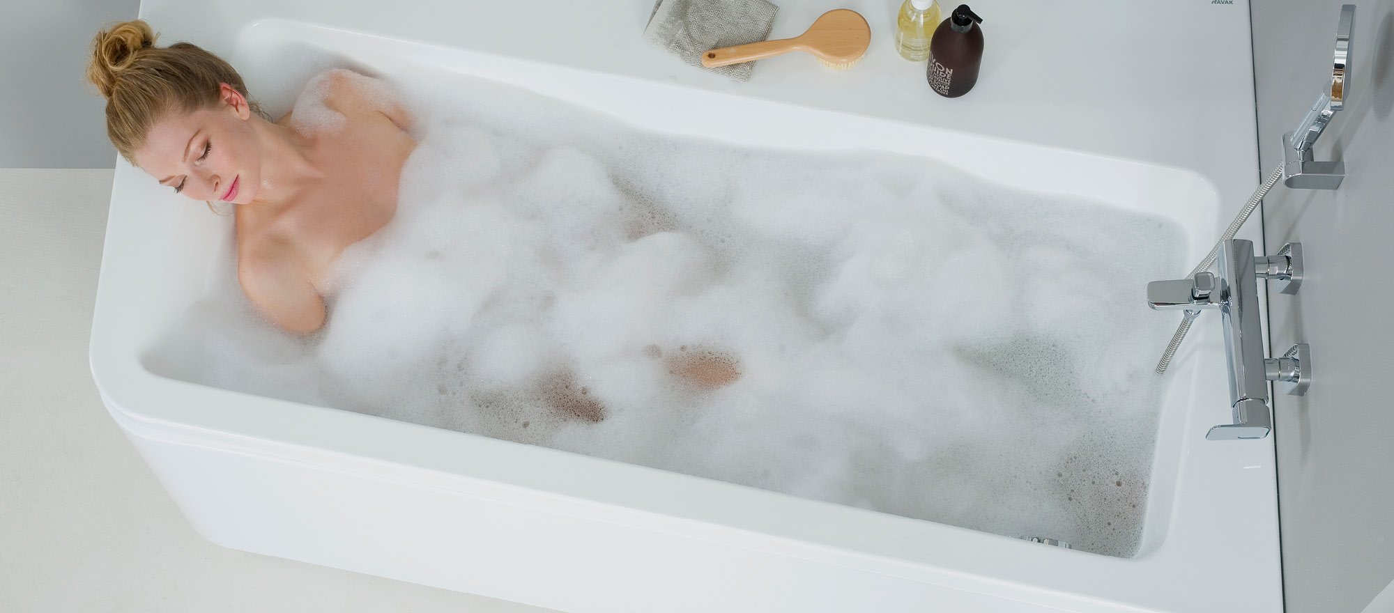 How to choose a bathtub to be satisfied even after years
